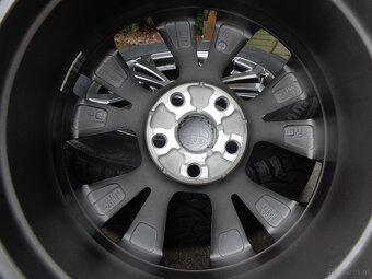 Toyota RAV4 Hybrid neue Winterradsatz 18Zoll - 8