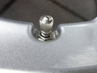 Opel Vivaro neue Sommerradsatz 17Zoll - 8