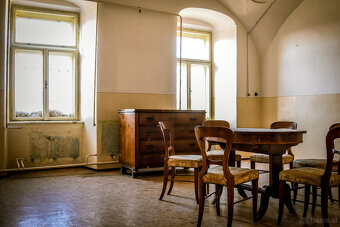 Wir bieten ein historisches Herrenhaus in Tornala zum Verkau - 8