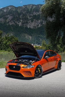 Jaguar XE Project 8 Track Pack - 8