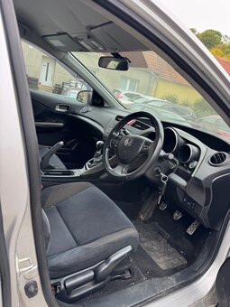 Honda Civic 9G 2.2 i-DTEC NH700M – Teile / Ganzes Auto - 8