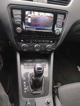 skoda octavia vrs 2.0tdi 135kw dsg. 126tkm.kamera.navi. - 8