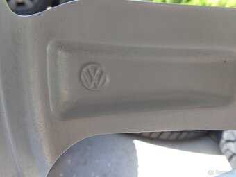 VW T-Roc neue winterradsatz 215/55R17 - 8