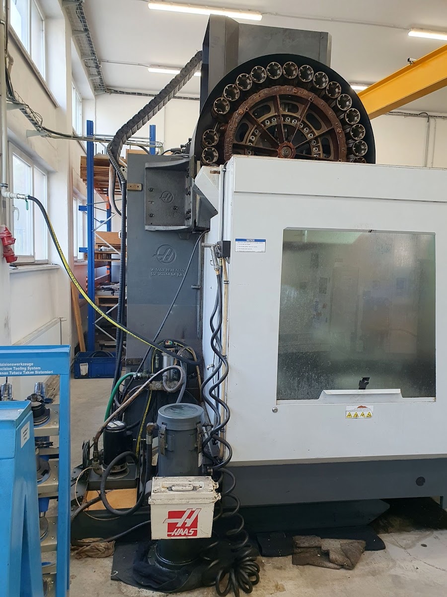 Haas Automation VF-3YT/50 - Bearbeitungszentrum Vertikale - 9