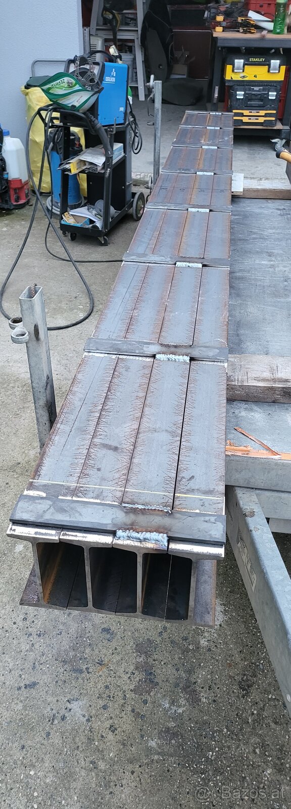 Kernbohrungen und Betonschnitte an. - 9