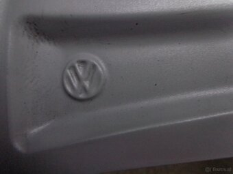 VW T-Roc / Passat neue Winterradsatz 215/55R17 - 9