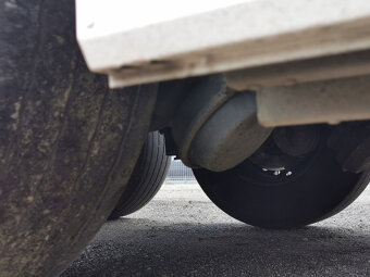 Pritschenauflieger mit Plane KRONE - 9