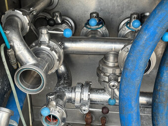 Tanker MAN TGS 26.400 6X2-4 LL EURO 6 - 9