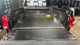 Dodge RAM 1500 5.7 HEMI 2008 – 80.000 km aus der Schweiz - 9